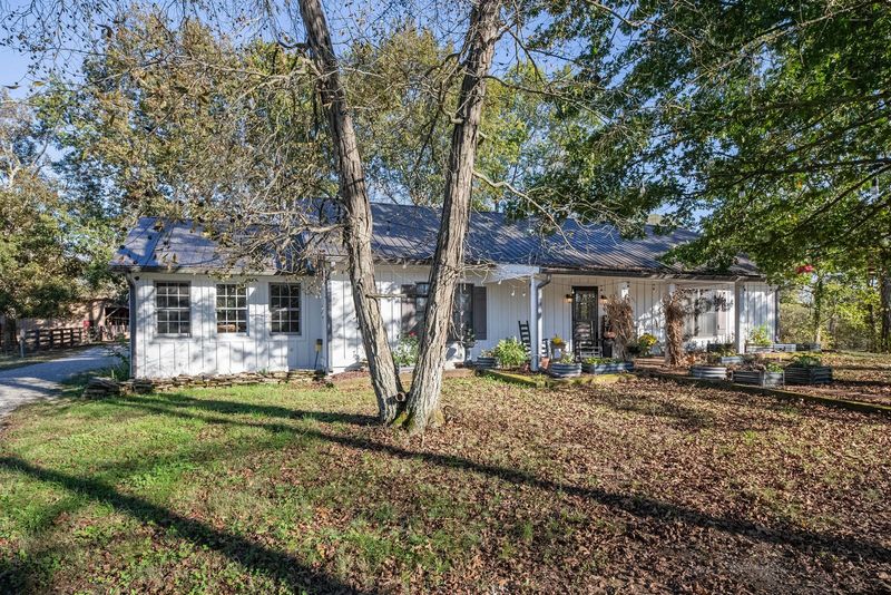 2761 Joe Reeves Rd, Lewisburg, TN 37091