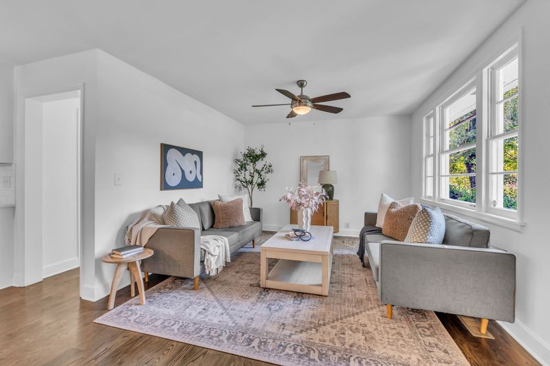 1100 Grandview Dr, Nashville, TN 37204