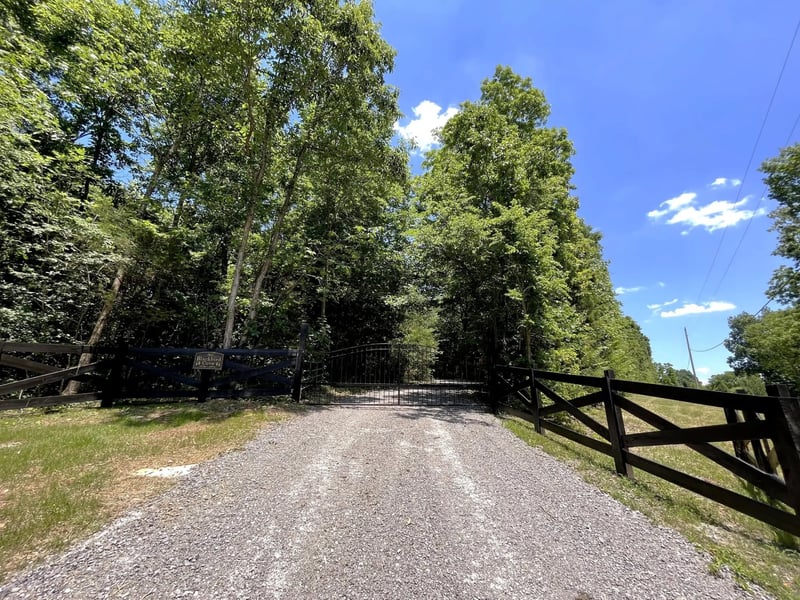 261 Blackbird Rd, Mount Juliet, TN 37122
