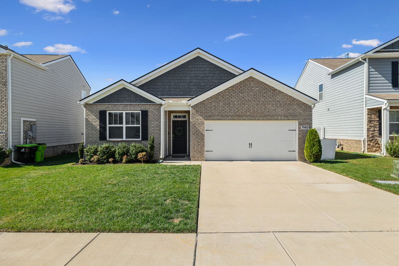 7083 Sunny Parks Dr, White House, TN 37188