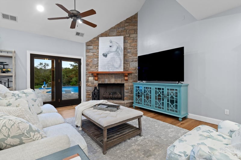 243 Lovinggood Rd, Ringgold, GA 30736