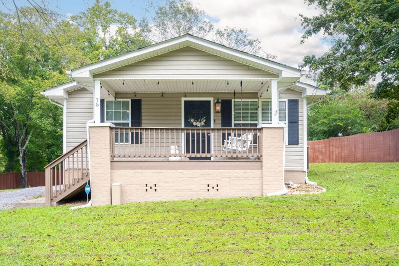 75 Mccraw St, Rossville, GA 30741