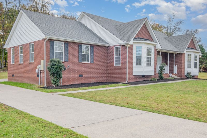 827 Ridgetop Dr, Mount Juliet, TN 37122