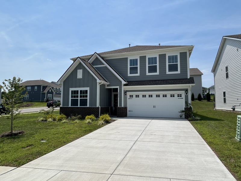 2412 Williams Ridge Dr, Columbia, TN 38401