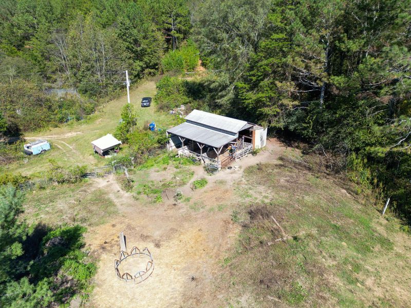 623 County Road 798, Valley Head, AL 35989