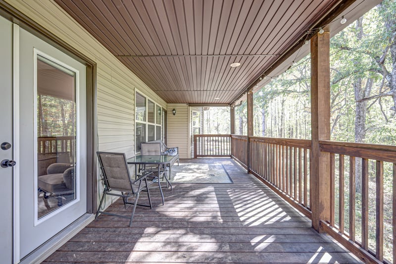 737 Shun Pike, Cottontown, TN 37048