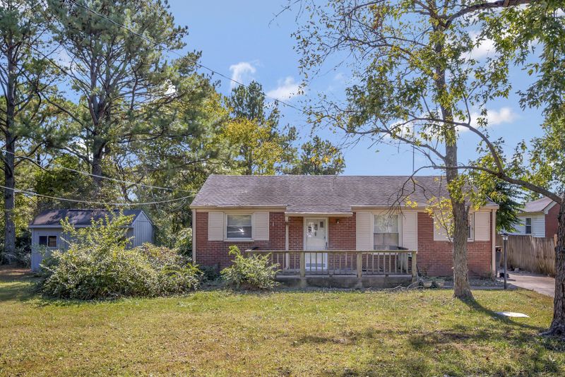 61 Lyle Ln, Nashville, TN 37210