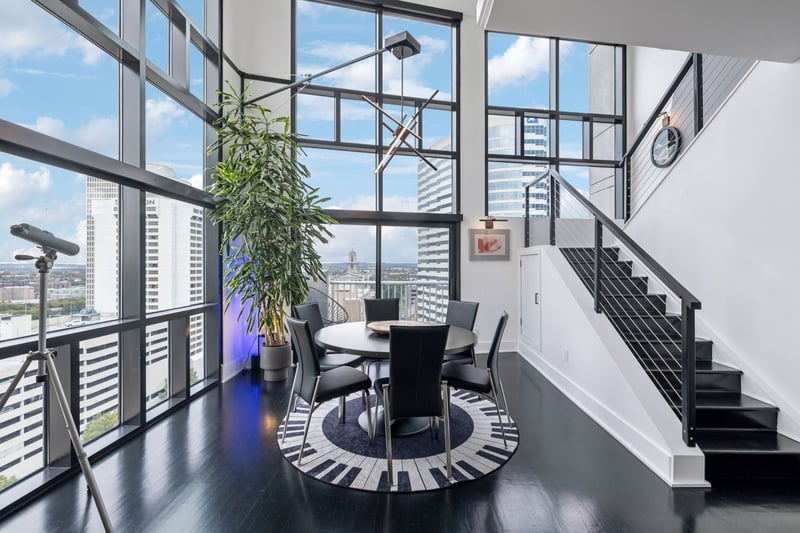 555 Church St #2100, Nashville, TN 37219