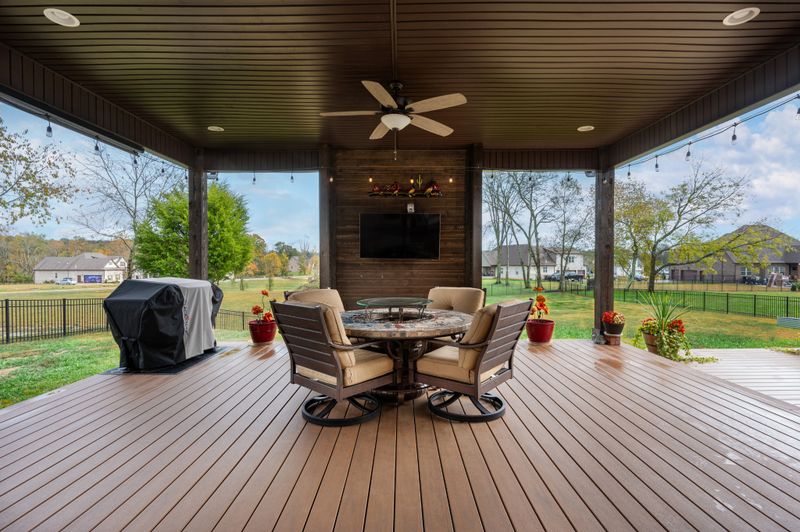 2058 Everest Dr, Gallatin, TN 37066