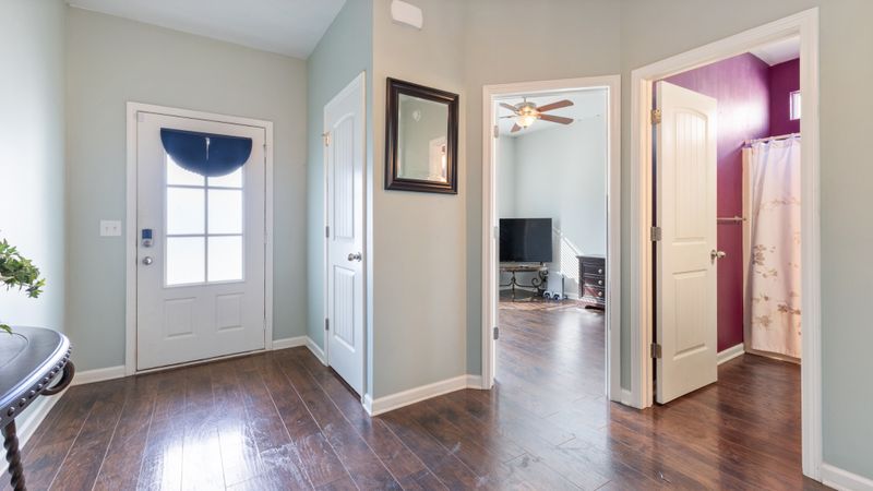 1639 Alysheba Rn, Murfreesboro, TN 37128