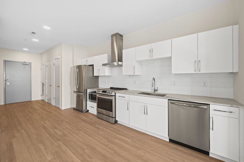806 Olympic St #305, Nashville, TN 37203