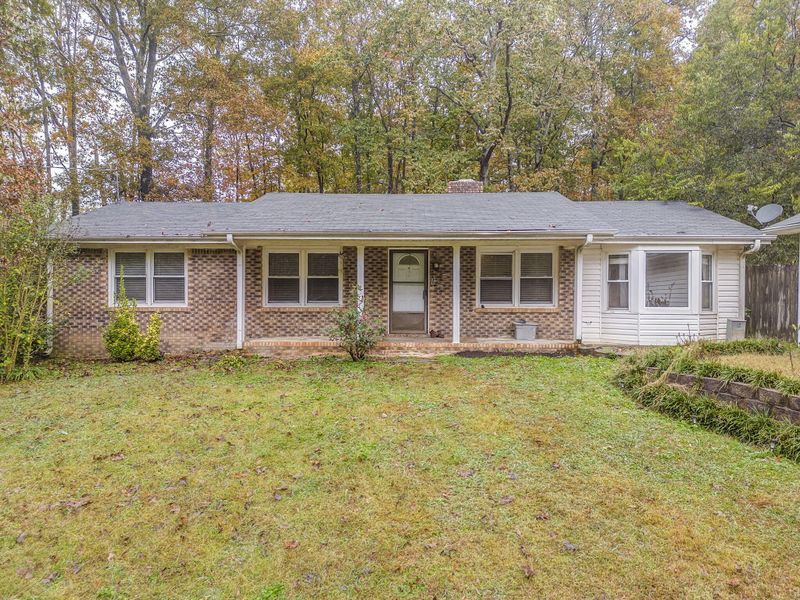 4053 W Parliament Dr, Cohutta, GA 30710