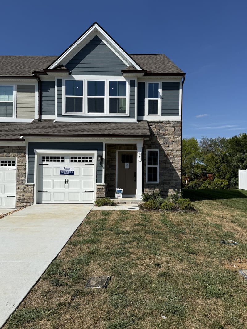 201 Primrose Ln, Gallatin, TN 37066