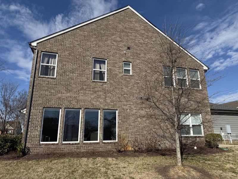 340A Lakeside Park Dr, Hendersonville, TN 37075