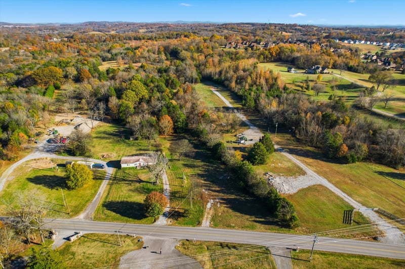 6135 Beckwith Rd, Mount Juliet, TN 37122
