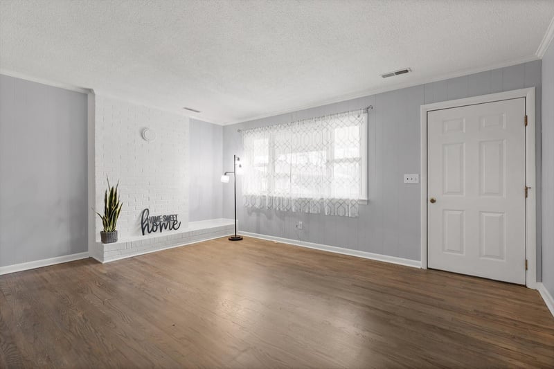 599 Steele Rd, Rossville, GA 30741