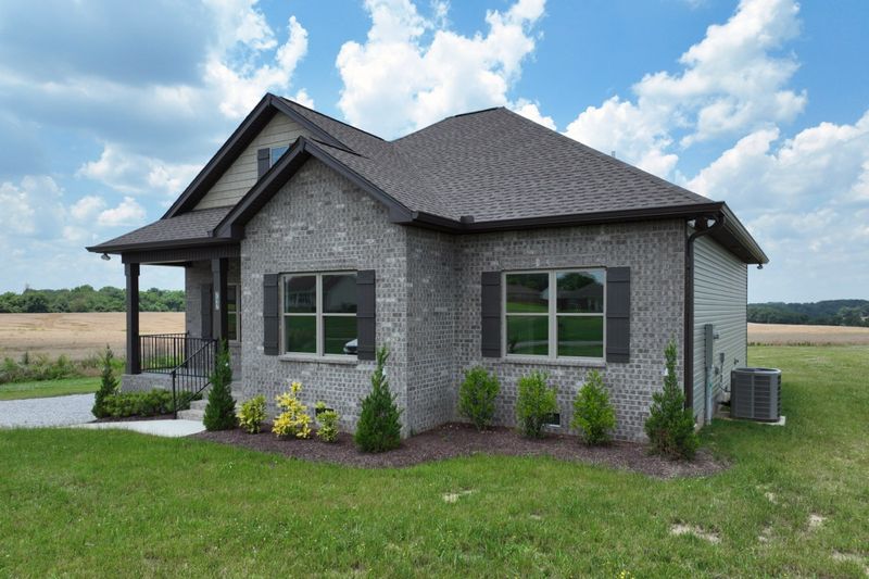 725 Lear Rd, Portland, TN 37148