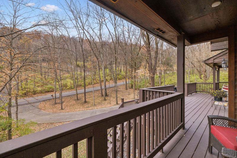 2304 N Berrys Chapel Rd, Franklin, TN 37069