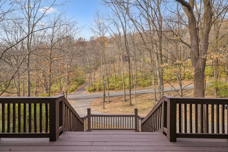 2304 N Berrys Chapel Rd, Franklin, TN 37069