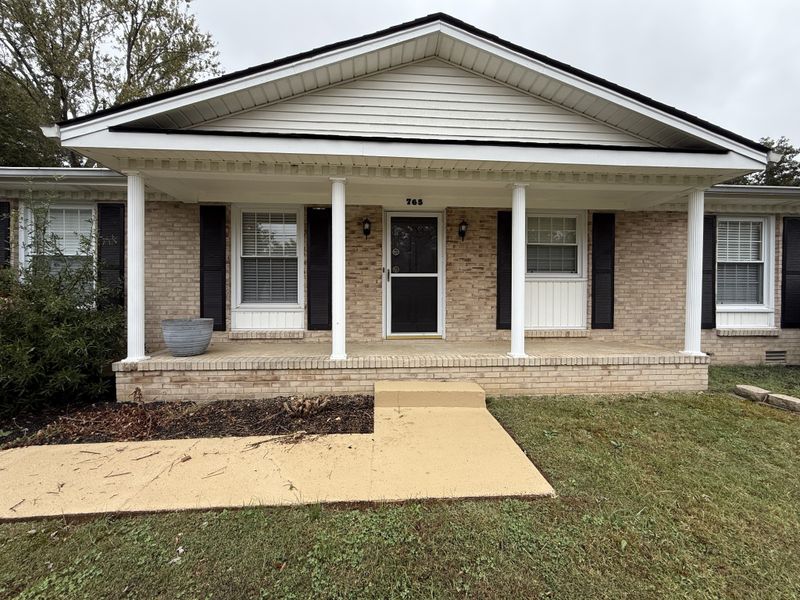 765 Myhr Dr, Nashville, TN 37221