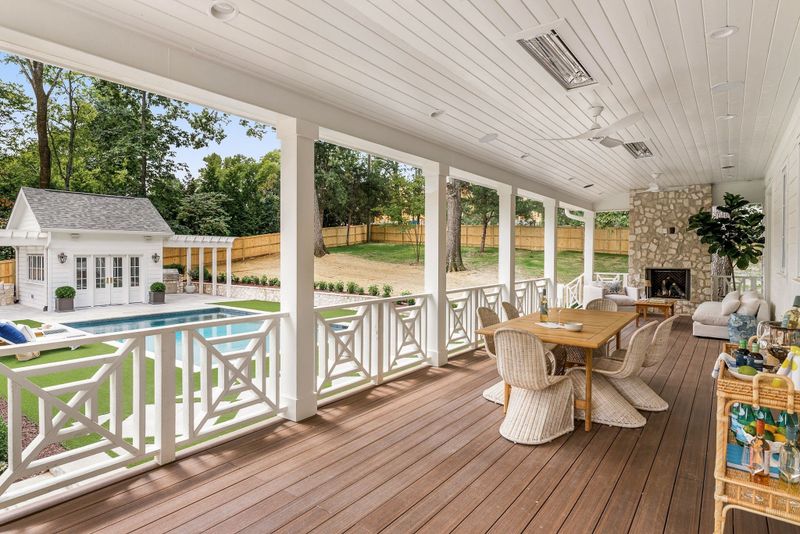 6137 Bresslyn Rd, Nashville, TN 37205