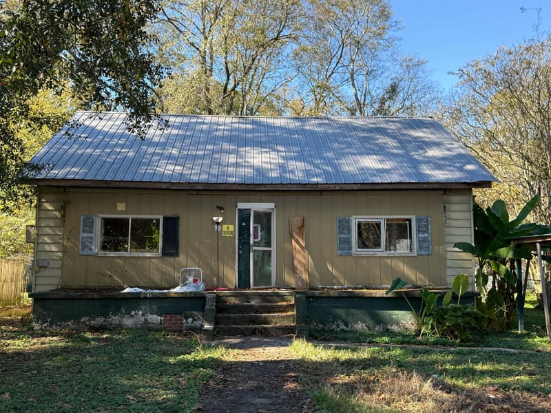 95 Chestnut St, Trion, GA 30753