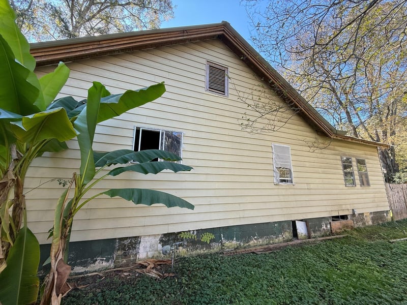 95 Chestnut St, Trion, GA 30753