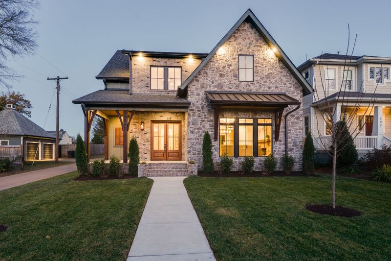 304 54th Ave N, Nashville, TN 37209