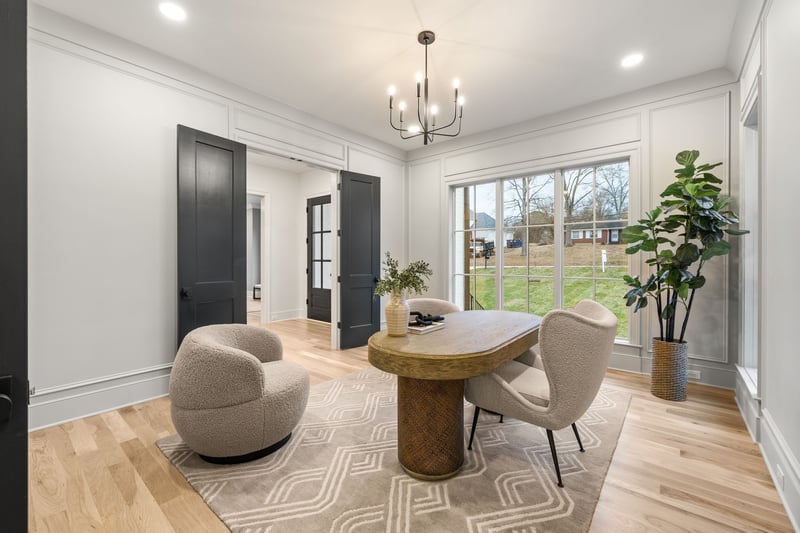 6718 Fleetwood Dr, Nashville, TN 37205