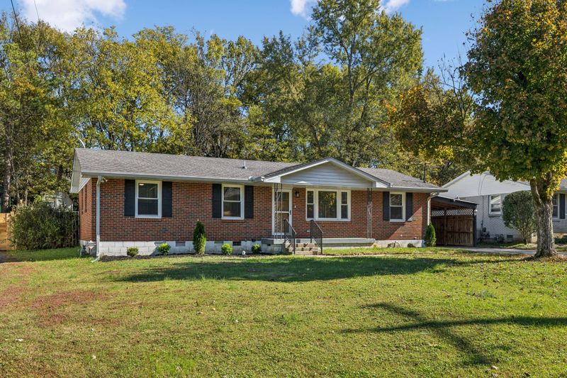 5022 Ashley Dr, Nashville, TN 37211