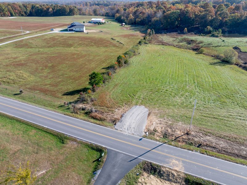 551 Buddy Rd, Dickson, TN 37055
