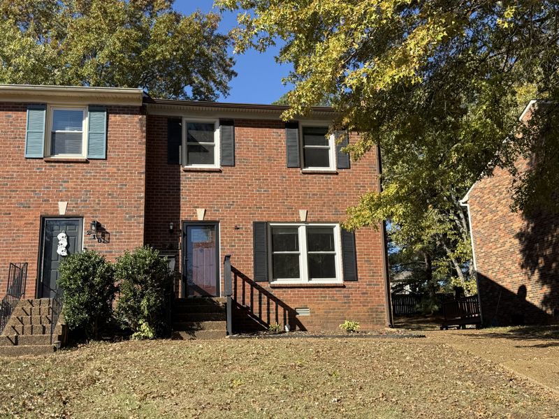 208 Woodmaker Ct, Nashville, TN 37214