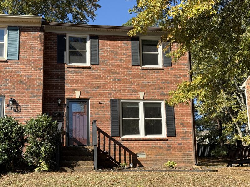 208 Woodmaker Ct, Nashville, TN 37214
