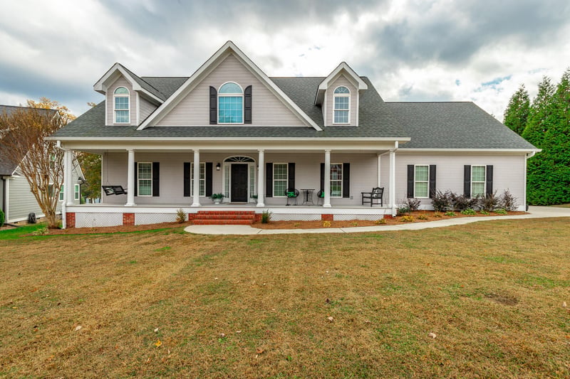 232 E Tennant Cir, Chickamauga, GA 30707