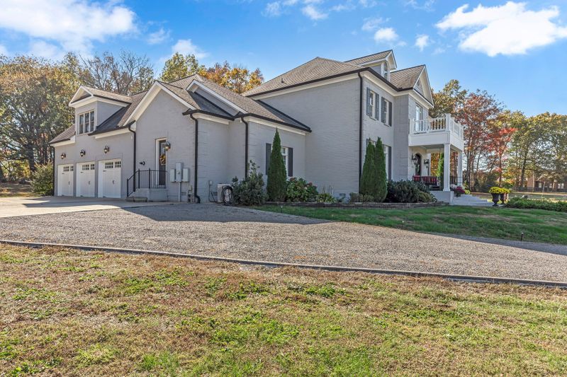 7167 Williams Rd, Christiana, TN 37037