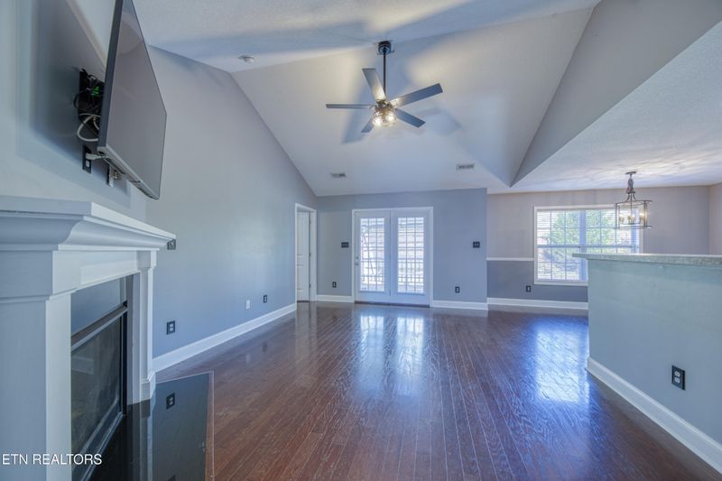 2649 Southwinds Cir, Sevierville, TN 37876
