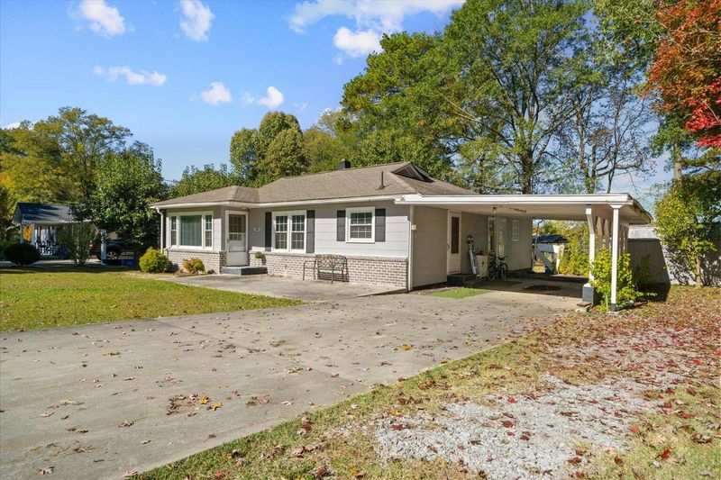 540 Stillwood Dr, Dalton, GA 30721