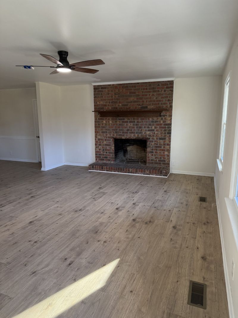 616 Foxfire Ct, Murfreesboro, TN 37129
