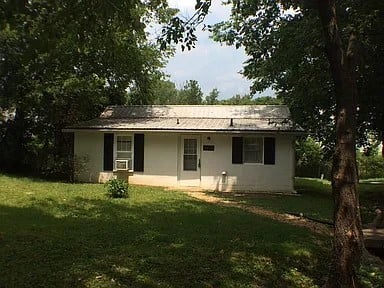 5819 Mackie Pl, Nashville, TN 37209