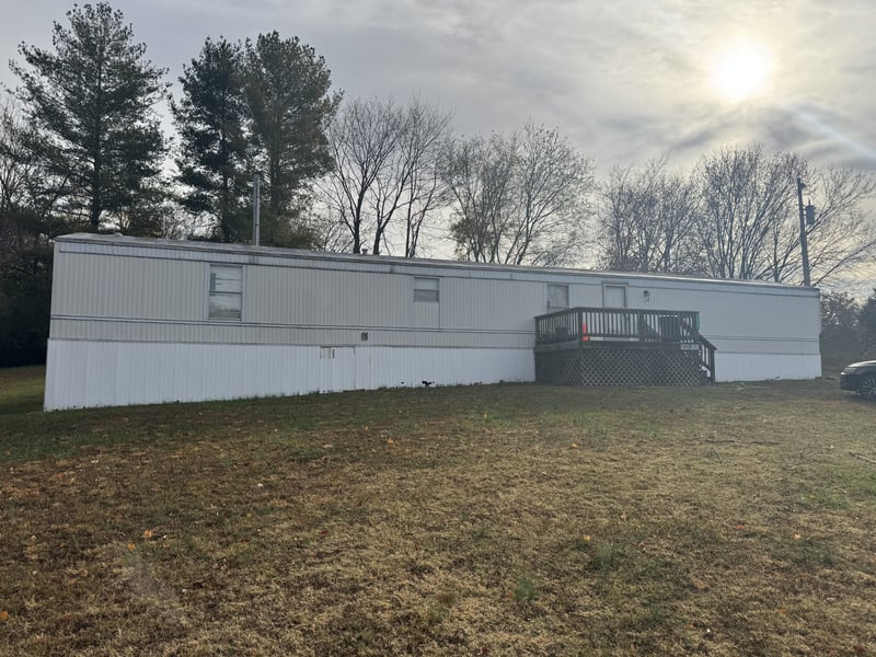 3020 W County Farm Rd, Springfield, TN 37172