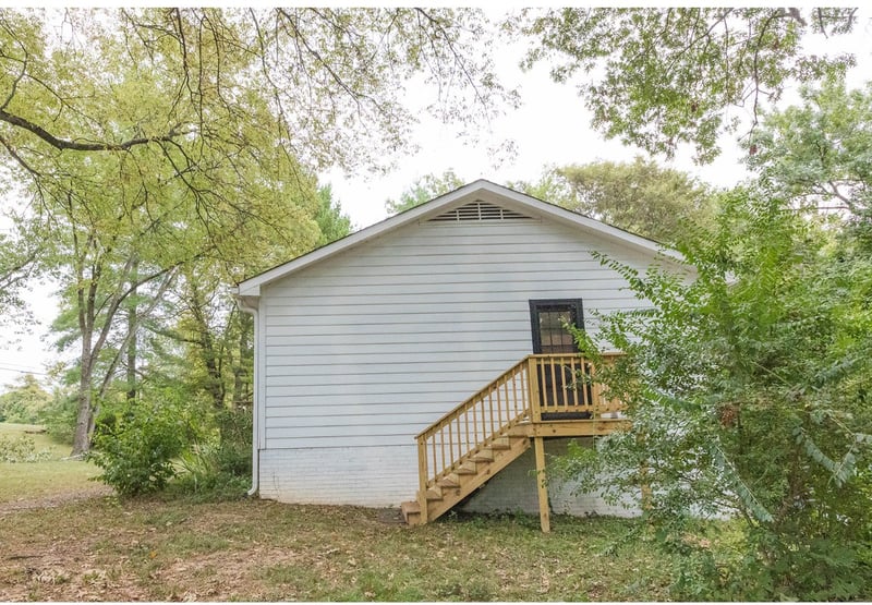 210 Elliott Ct, Columbia, TN 38401