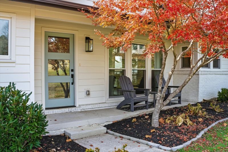 827 Summerly Dr, Nashville, TN 37209