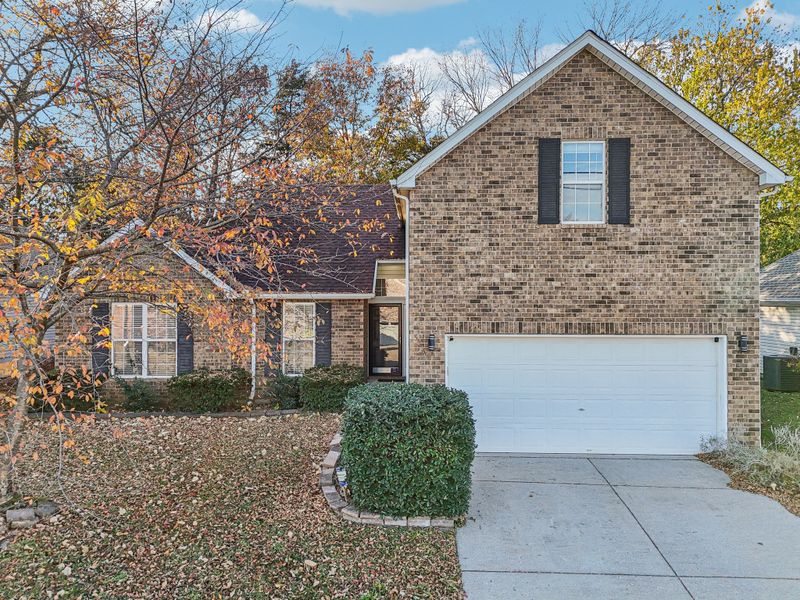 5164 Singing Hills Dr, Antioch, TN 37013
