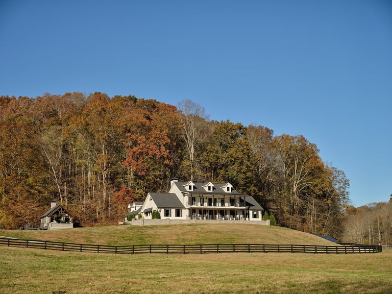 6677 Leipers Creek Rd, Columbia, TN 38401