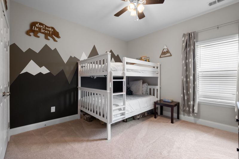 1107 Westgate Dr, Gallatin, TN 37066