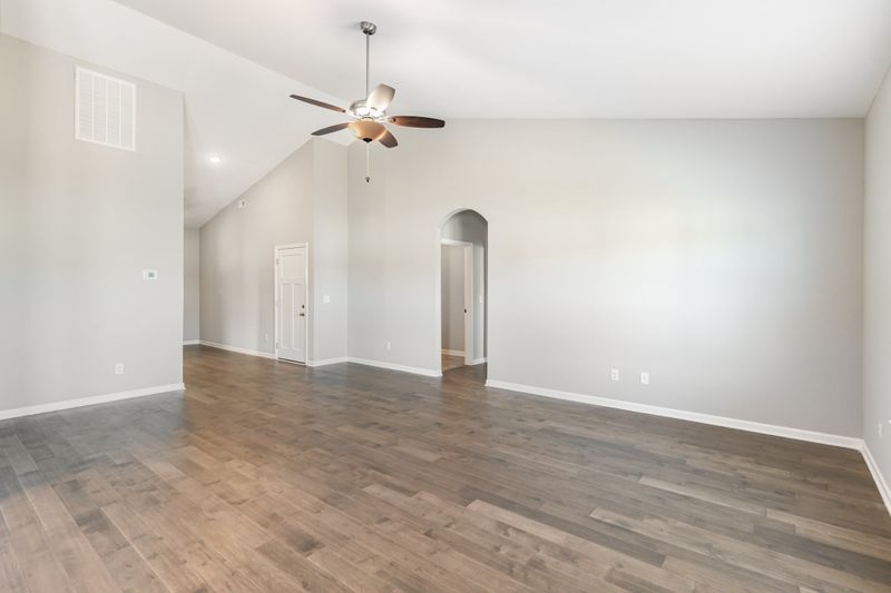303 Wyburn Pl, Burns, TN 37029