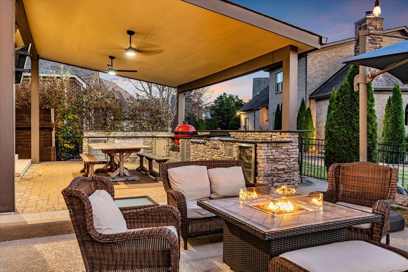 1021 Alice Springs Cir, Spring Hill, TN 37174