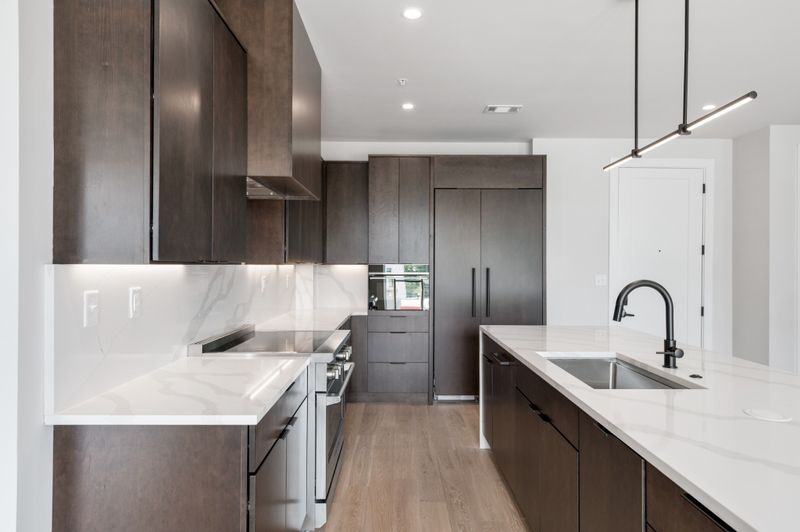 321 31st Ave N #515, Nashville, TN 37203
