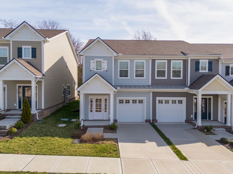 7072 Gracious Dr, Franklin, TN 37064