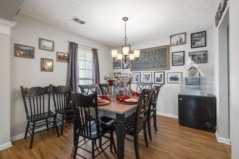 2080 Stanford Village Dr, Antioch, TN 37013